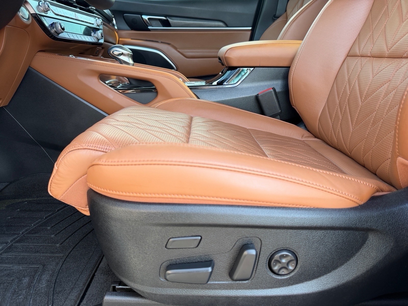 KiaTelluride11