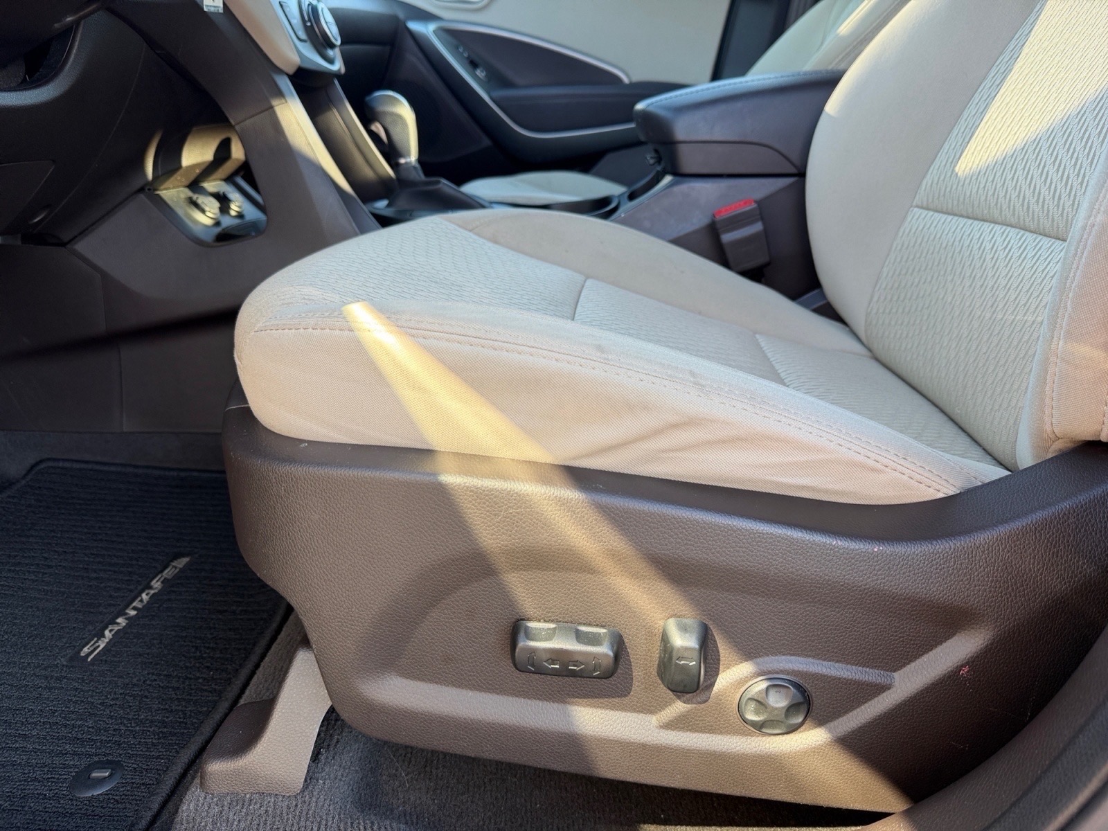 HyundaiSANTA FE Sport11