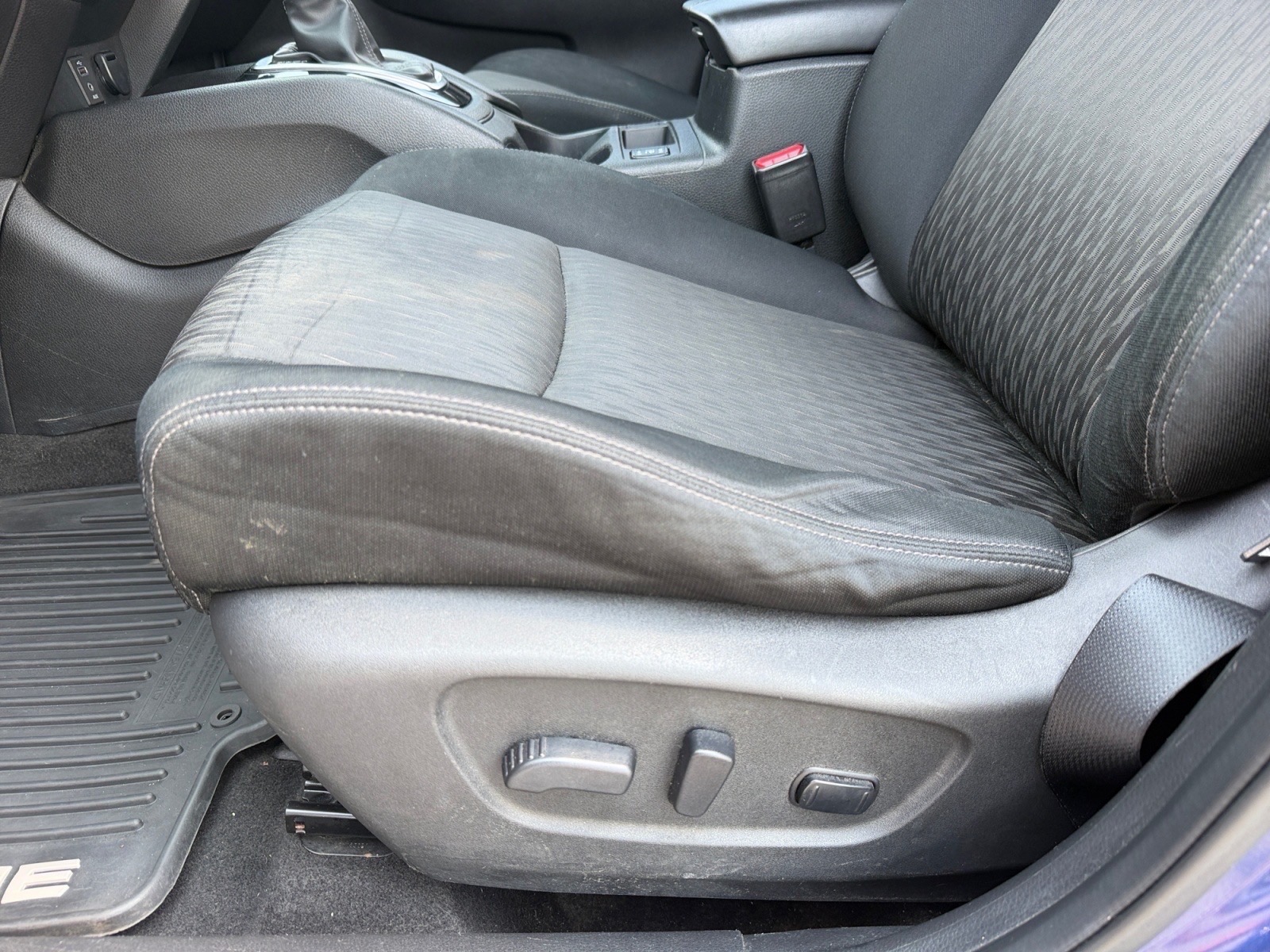 NissanRogue11