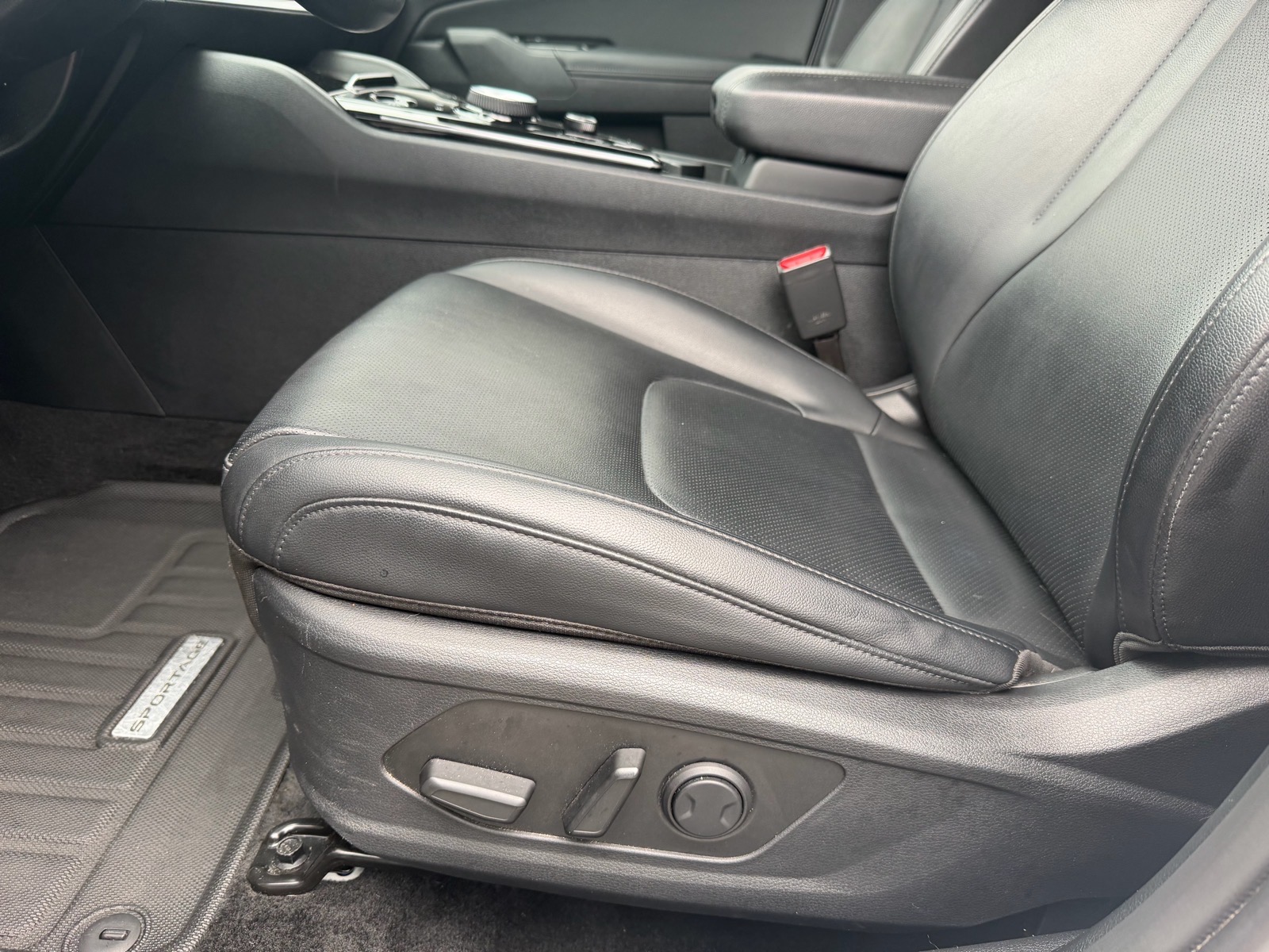KiaSportage Hybrid11