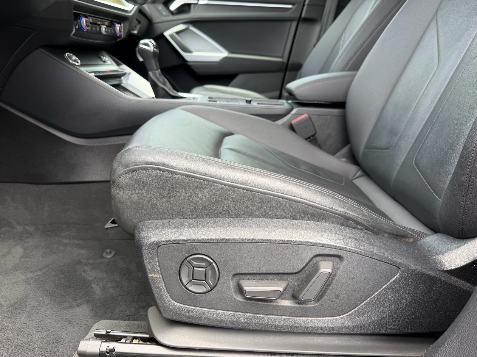 AudiQ311