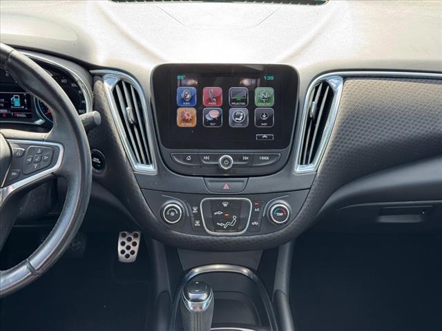 2017 Chevrolet Malibu LT 1LT