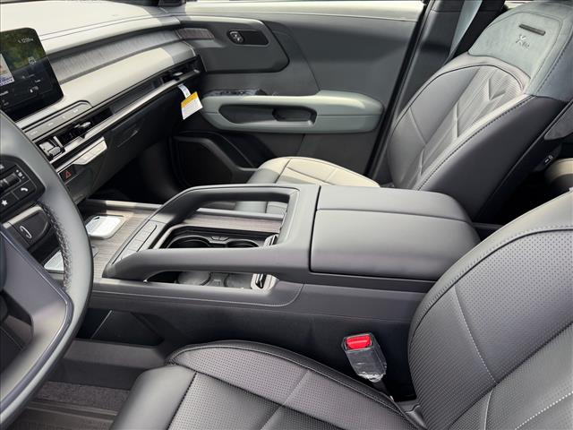 KiaTelluride Hybrid12