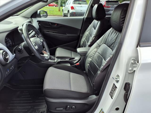 2021 Hyundai KONA SEL Plus