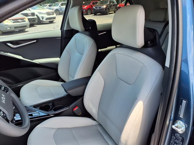 2025 Kia Niro EX
