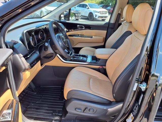 2024 Kia Carnival EX