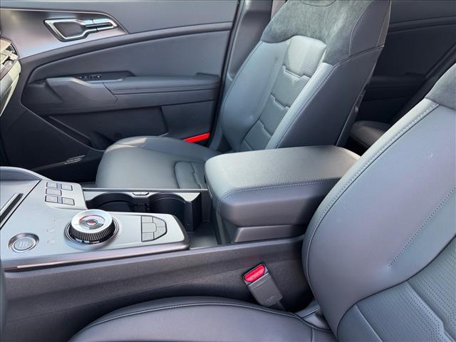 KiaSportage Hybrid12