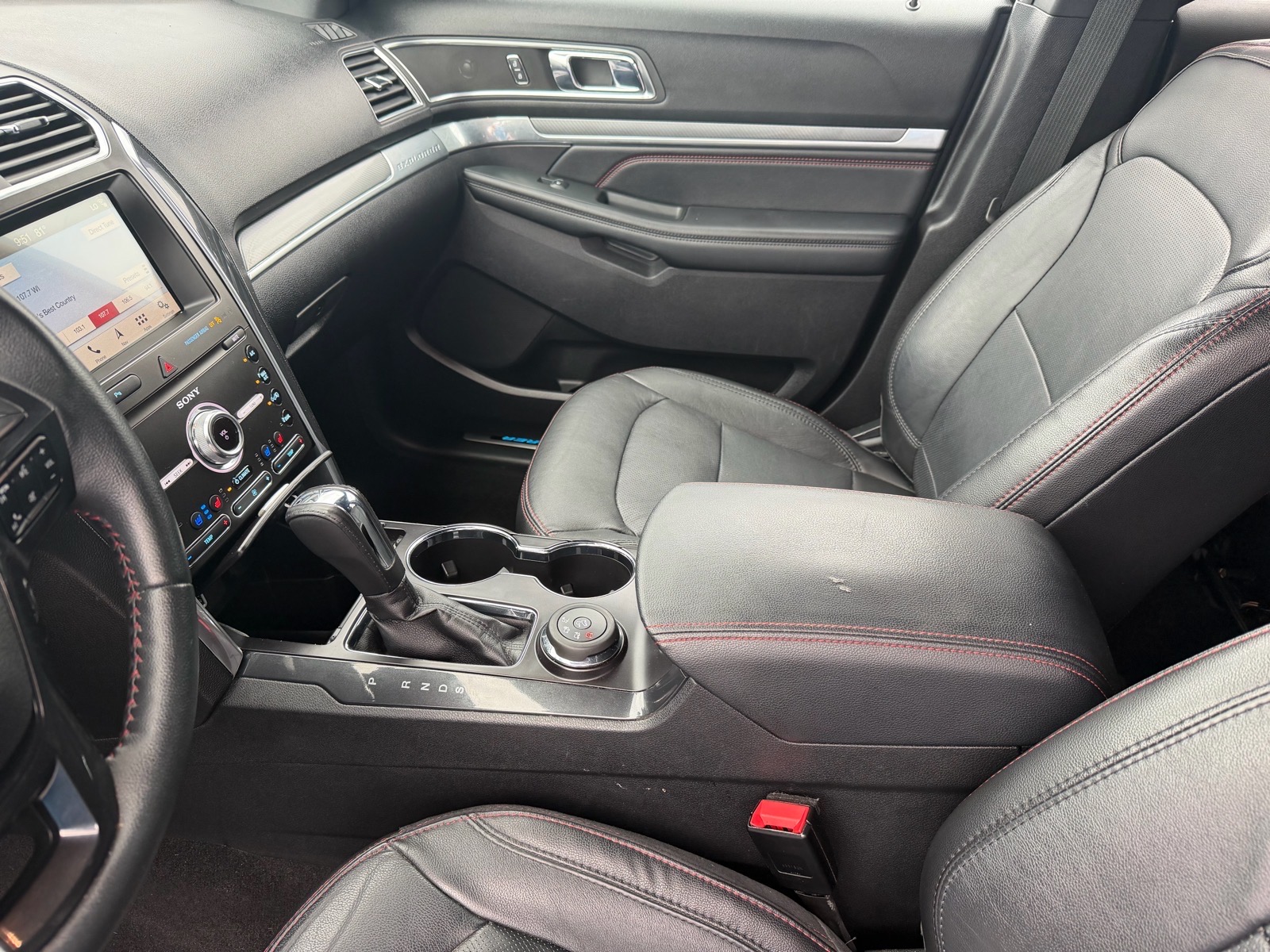 FordExplorer12
