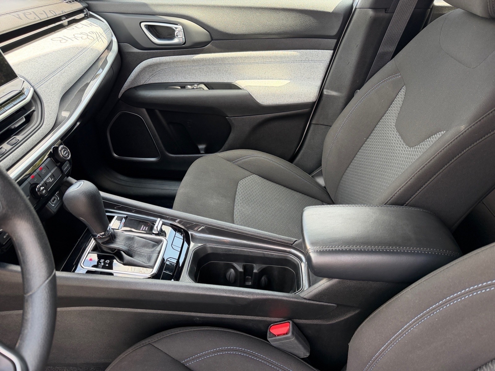 JeepCompass12