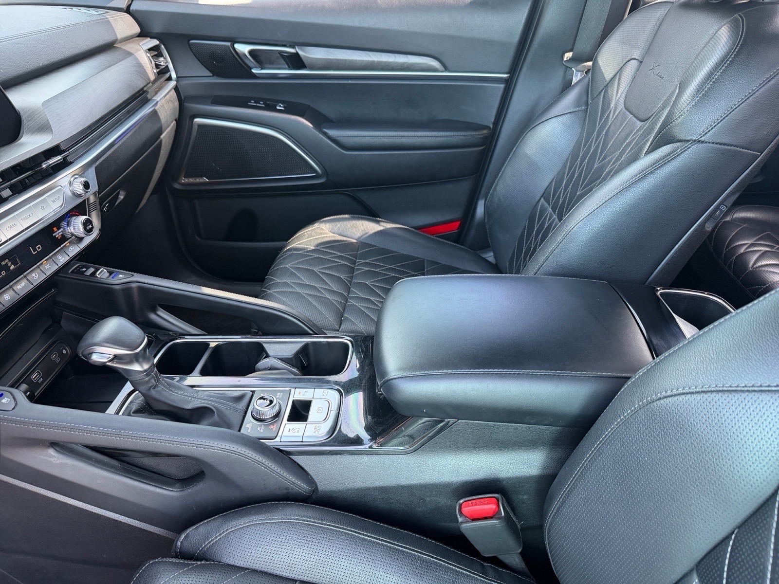 KiaTelluride12