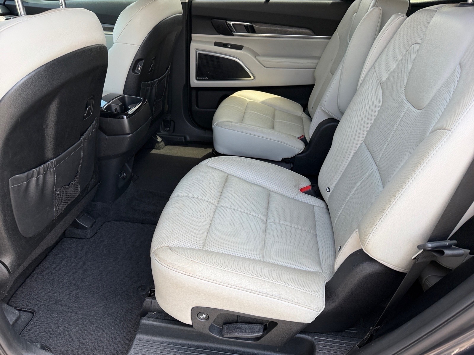 KiaTelluride12