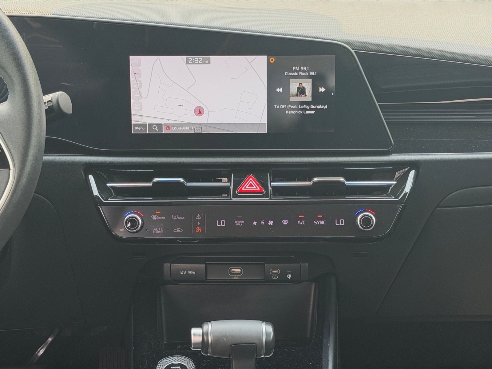 KiaNiro12