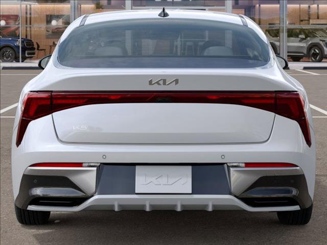 2025 Kia K5 LXS AUTO FWD