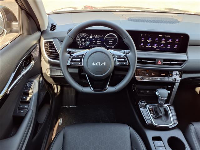 2025 Kia Seltos SX