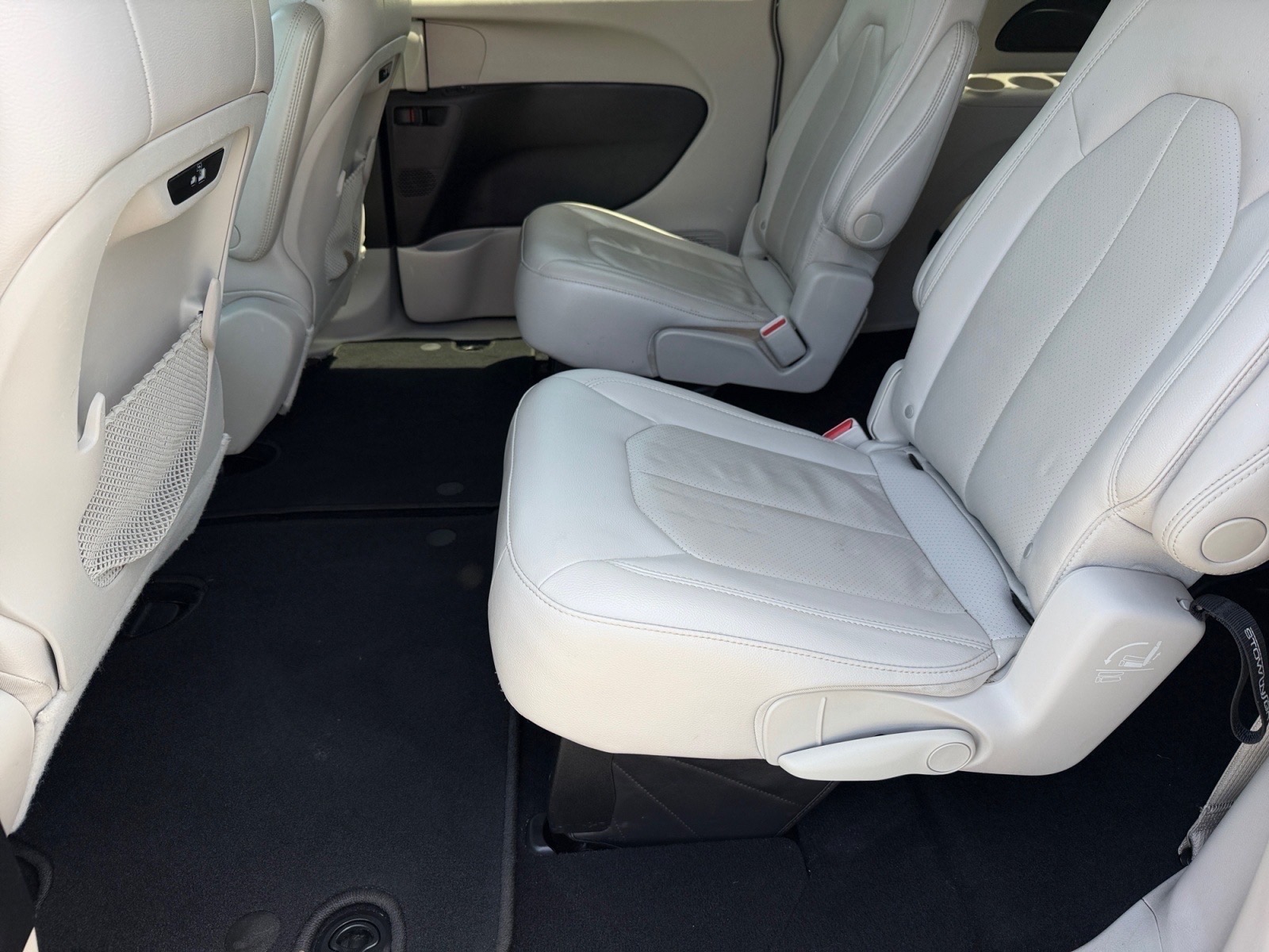 ChryslerPacifica13