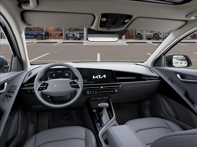 2025 Kia Niro SX