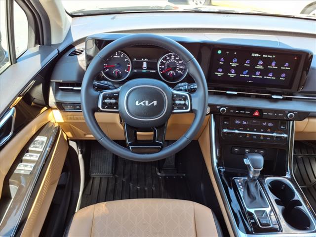 2024 Kia Carnival EX