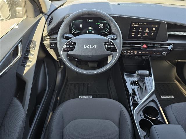 2025 Kia Niro LX