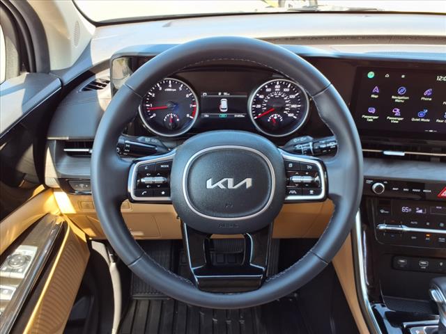 2024 Kia Carnival EX