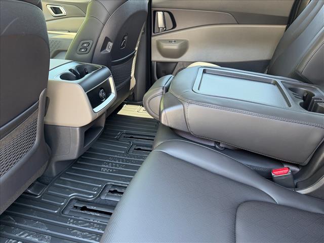 KiaCarnival Hybrid15