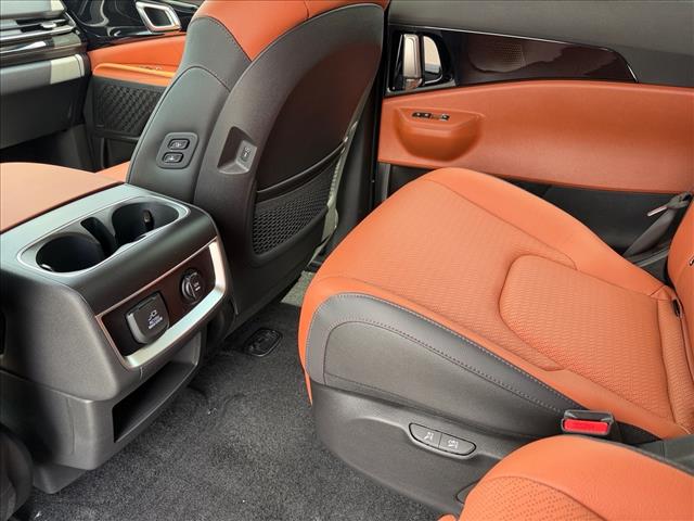 KiaCarnival Hybrid15