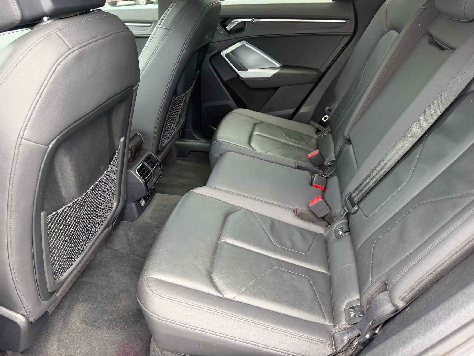 AudiQ315