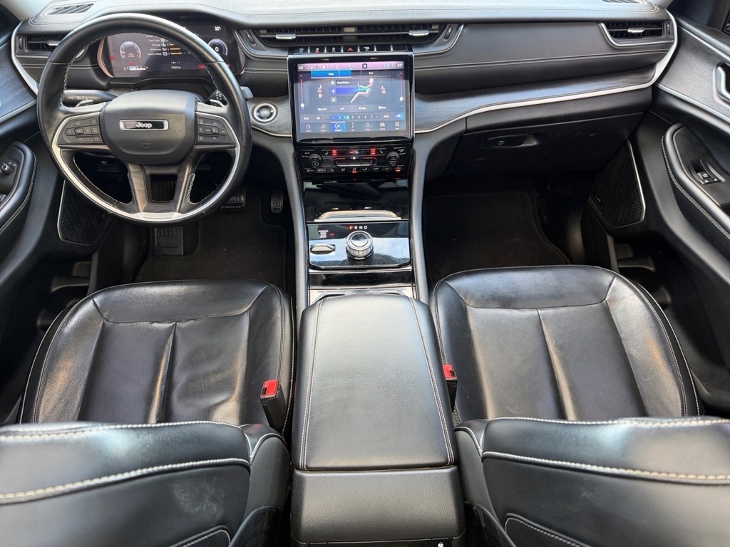 JeepGrand Cherokee L15