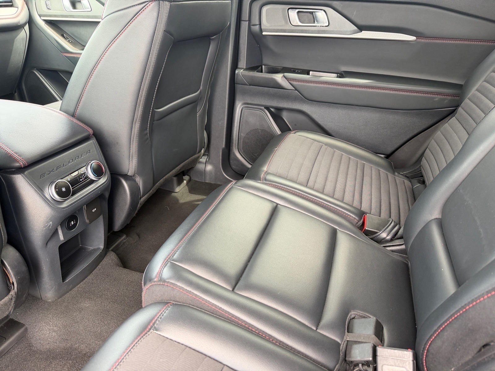 FordExplorer16