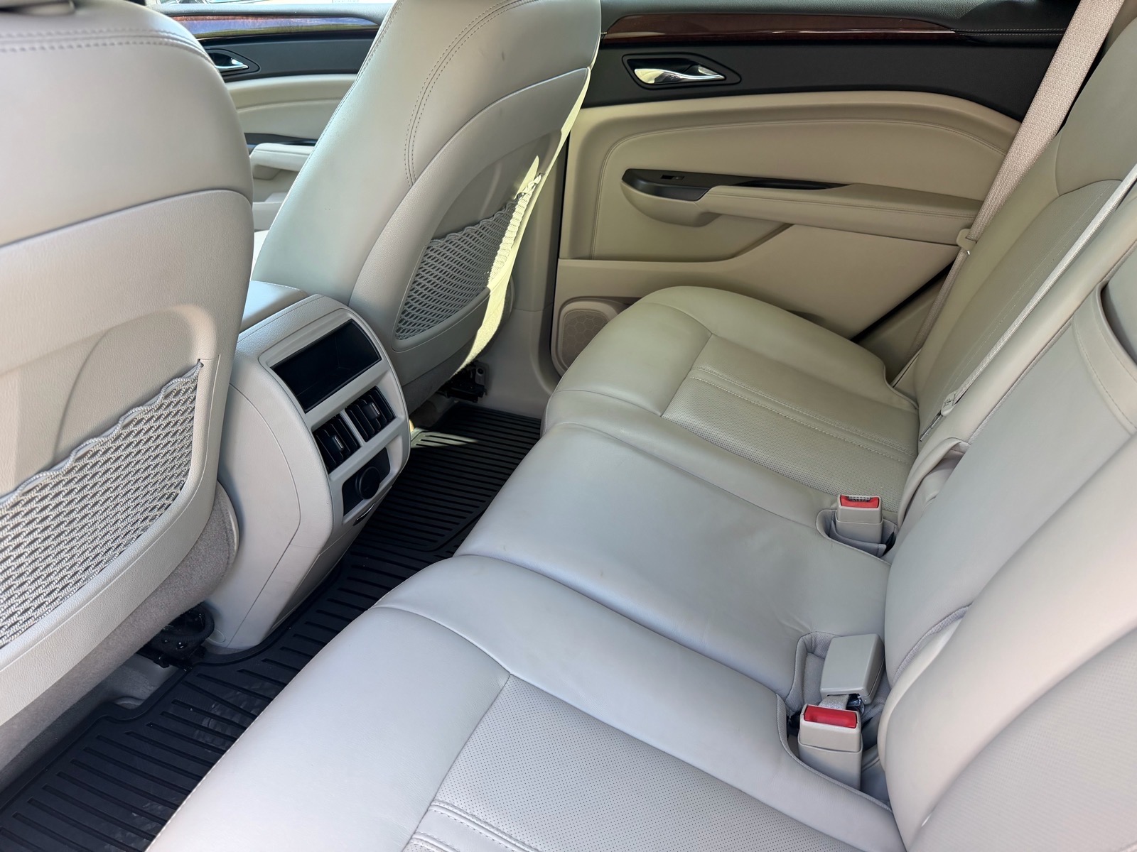 CadillacSRX16