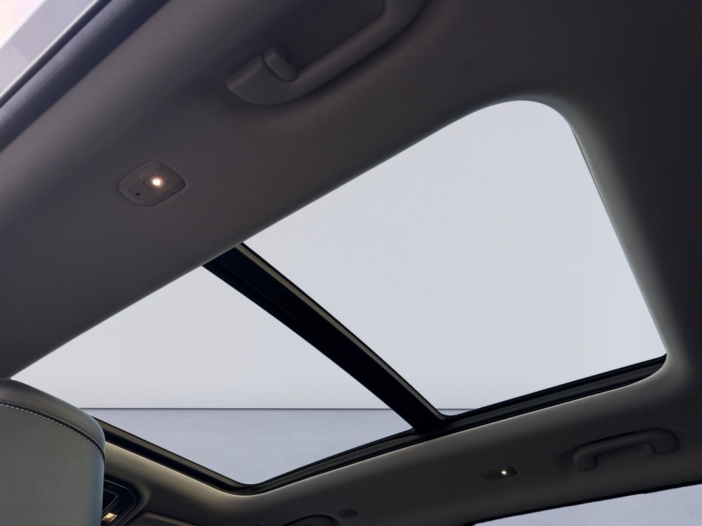 JeepGrand Cherokee L16