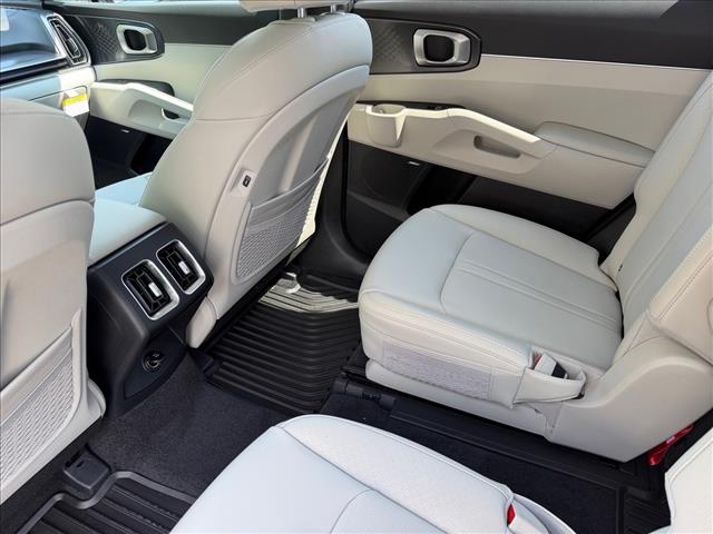 KiaSorento17