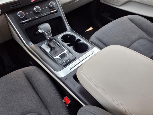 2022 Kia Carnival LX