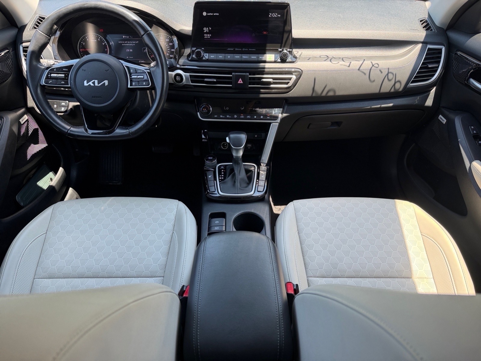 KiaSeltos17