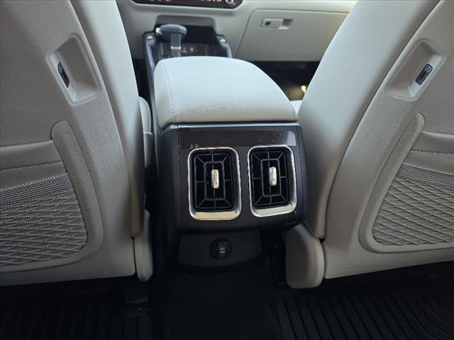 2025 Kia Sorento X-Line EX