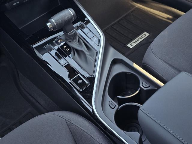 2025 Kia Niro LX