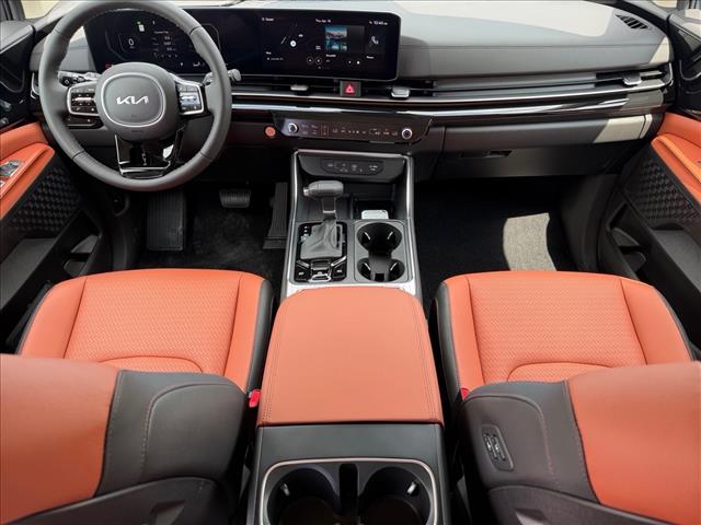 KiaCarnival18