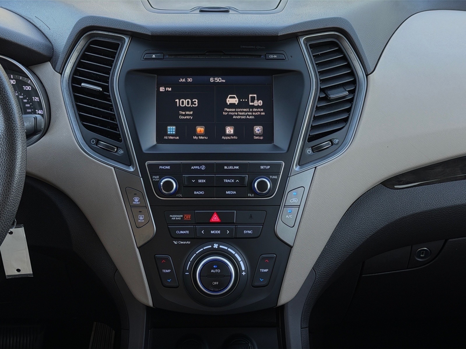 HyundaiSANTA FE Sport18