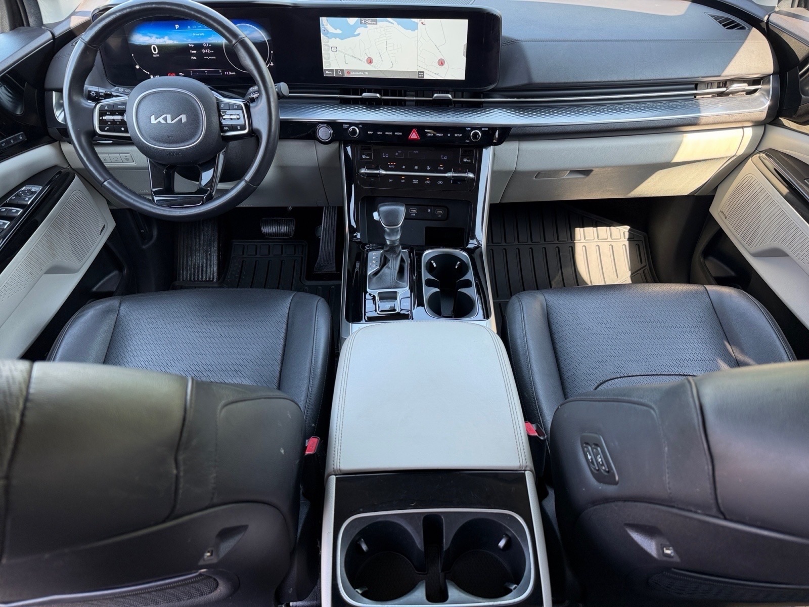 KiaCarnival18