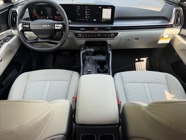 KiaSorento19
