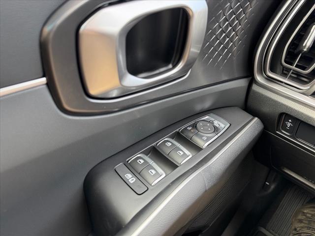 KiaSorento19