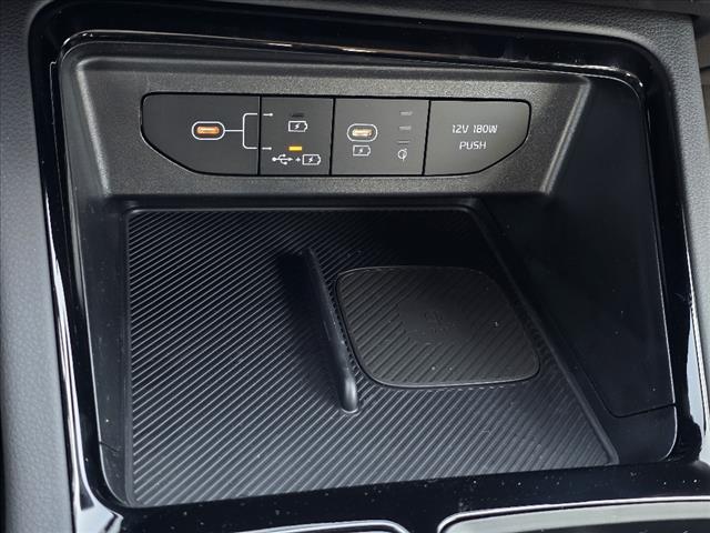 2025 Kia K5 EX