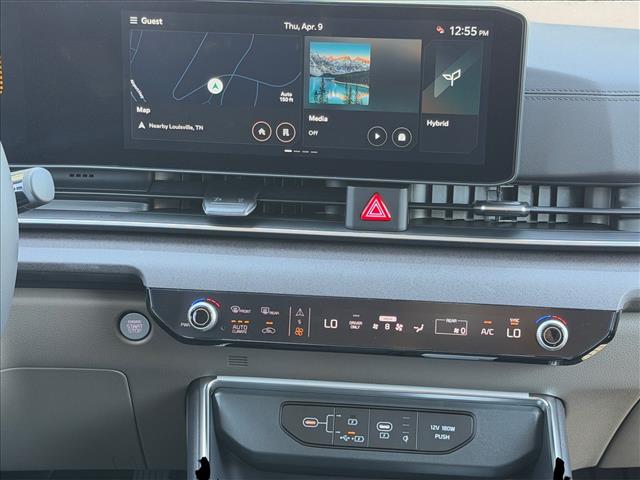 KiaCarnival Hybrid19