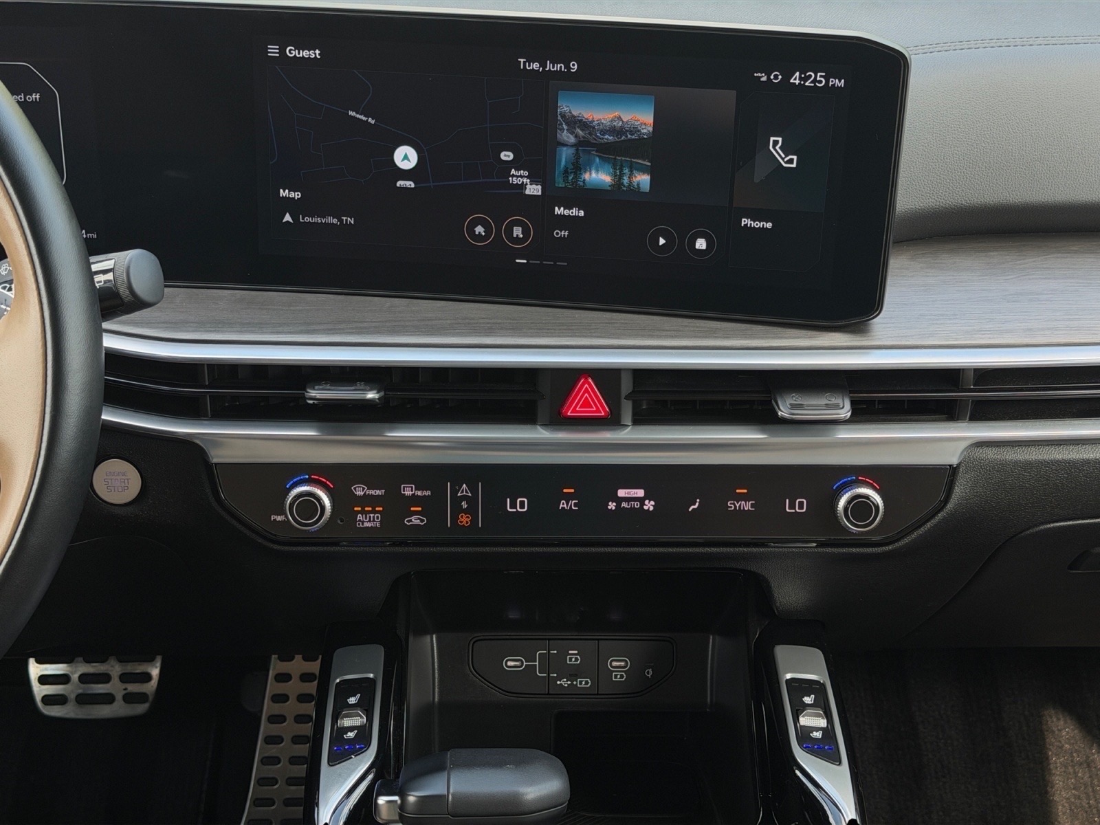 KiaSorento19