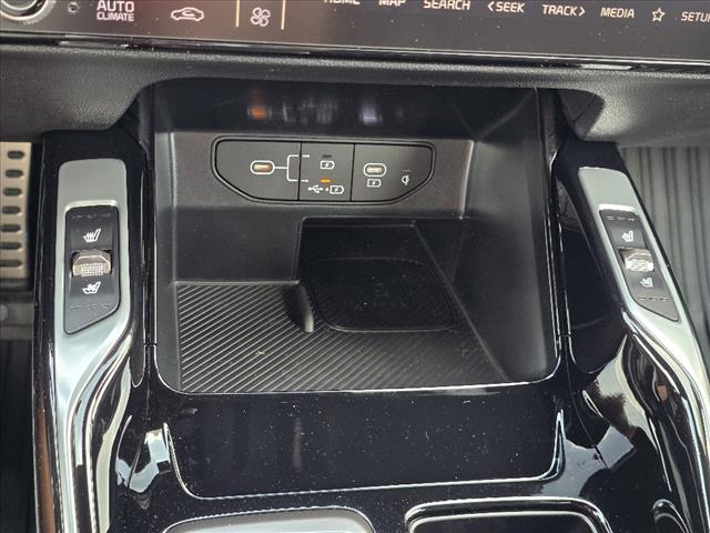 2025 Kia Sorento X-Pro SX-Prestige