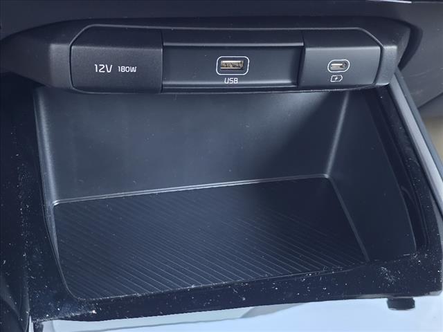 2025 Kia Niro LX