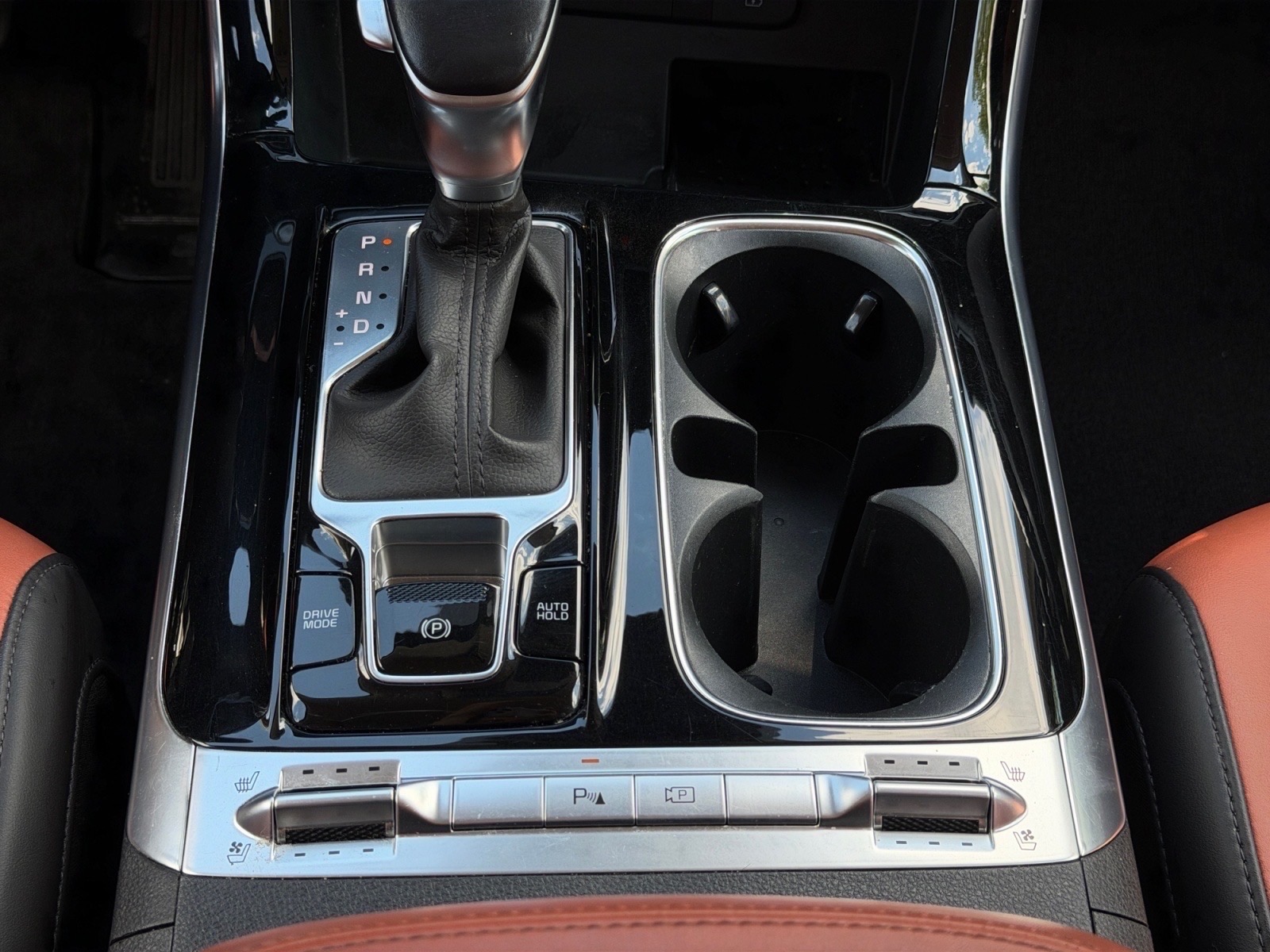 KiaCarnival20