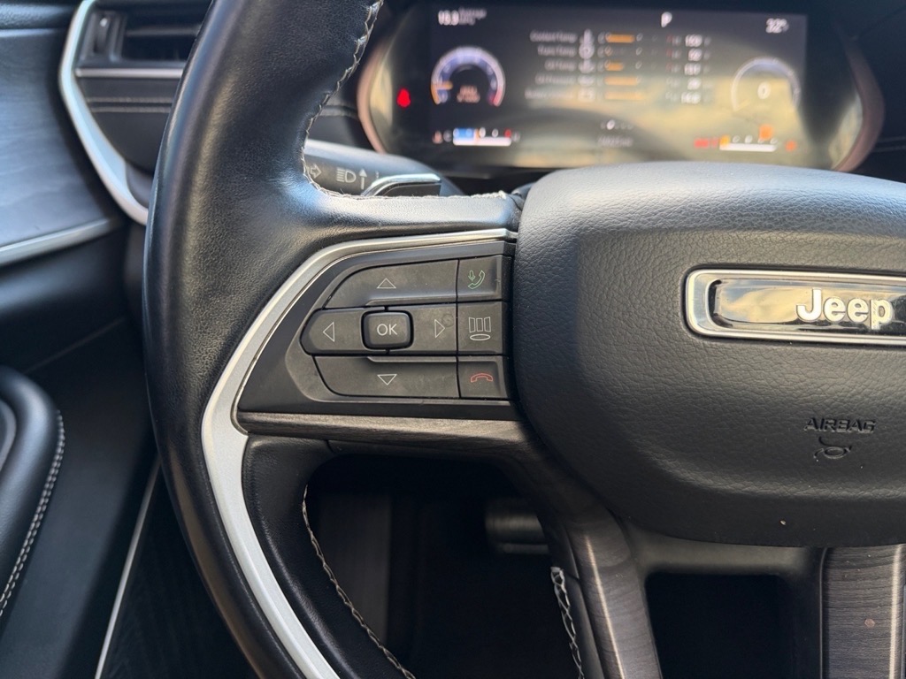 JeepGrand Cherokee L20