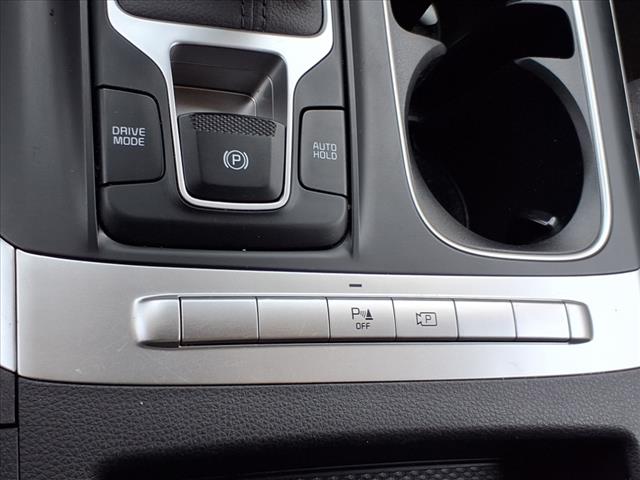 2022 Kia Carnival LX