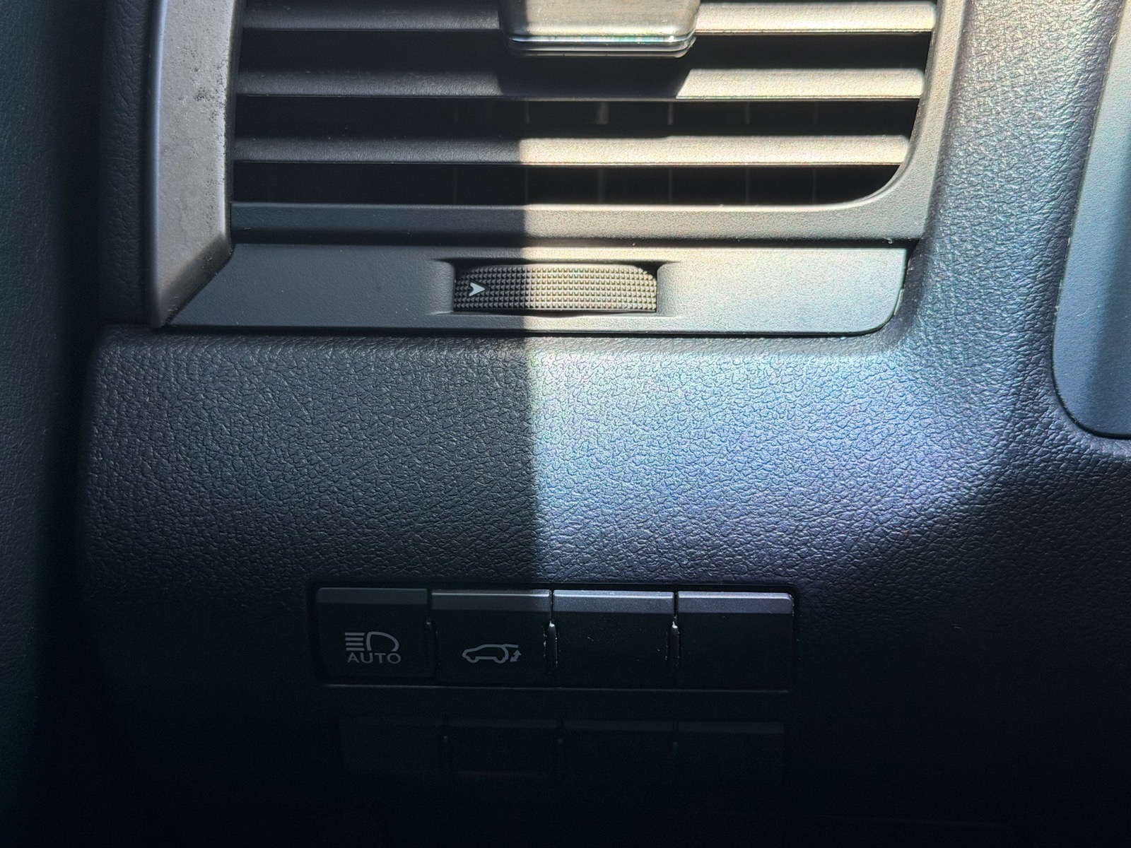 LexusRX 35021
