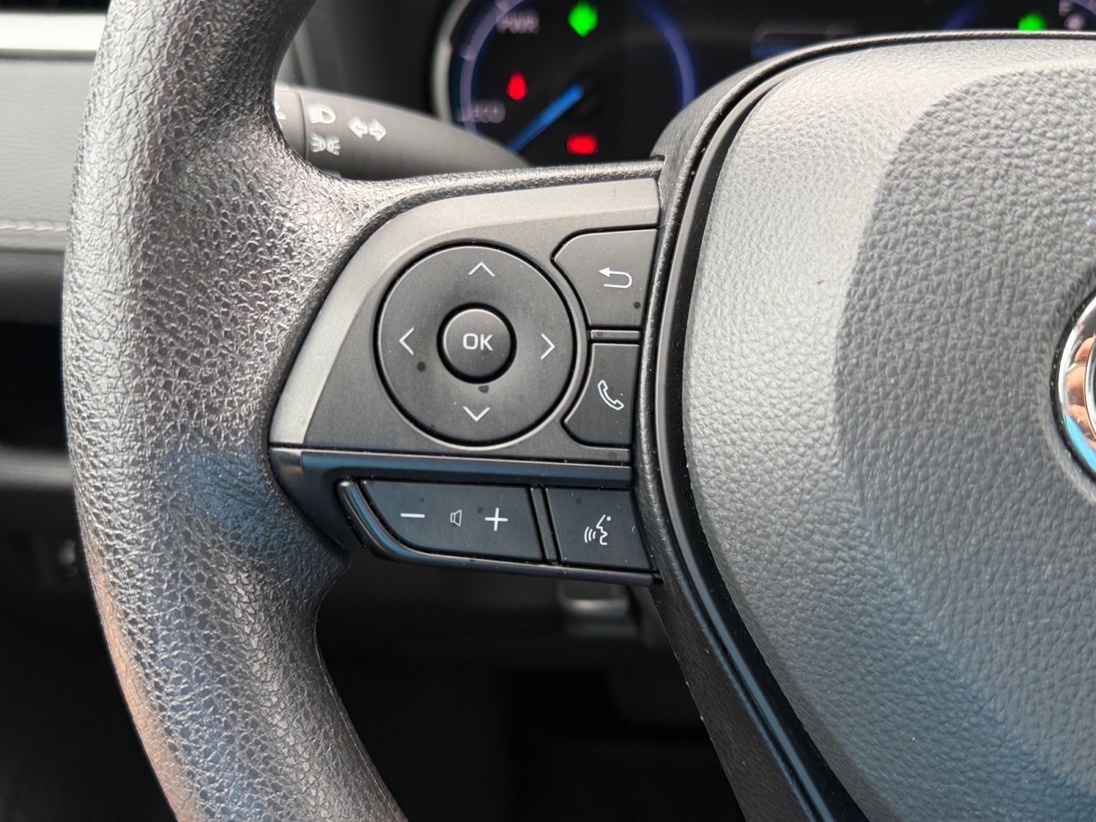 ToyotaRAV4 Hybrid21